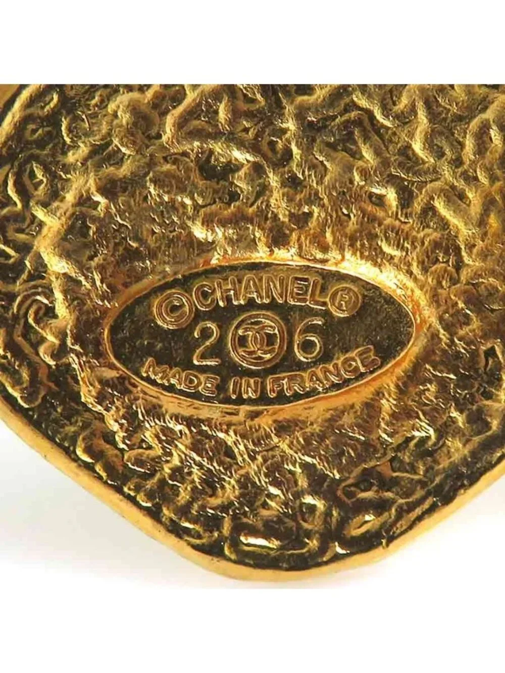 Chanel Brooch Gold
